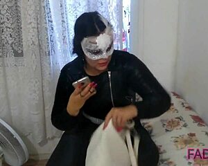 Fada Mel Shows Vibe To Friend And Sucks Pussy