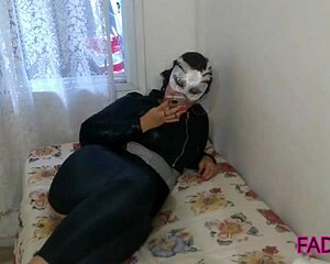 Fada Mel Shows Vibe To Friend And Sucks Pussy