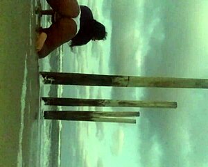 Ebony solo orgasm with big ass and small tits