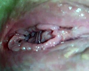 I creampied my girlfriend's pussy with my friend watching close up