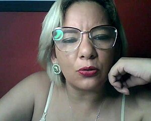 Gave It To Gas Technician With Neighbor Couple - Lola Historia.