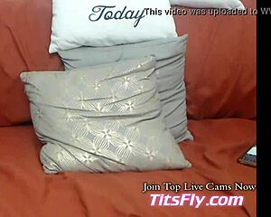 Live cam show featuring intense dildo oral play