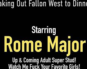 Rome Major Eats Fallon West's Wet Pussy For Dinner