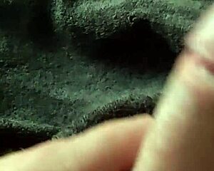 ifoslave stroking my big cock 😜