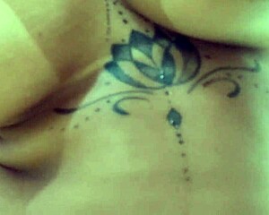 big ass guy sits until filling with cum