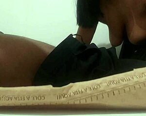 wife fucks in motel with doorman 😈