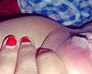 Clear Hindi audiotape of a young and attractive married woman from the village in India of erotic intercourse with his new step son