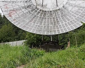 we shot a public nude scene near the old space radar with a brunette's natural tits