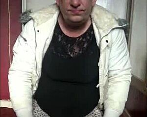 Bisexual Crossdresser Loves Ass To Mouth On Cam