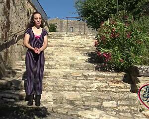 amandine, young french brunette, seeks outdoor amateur banging