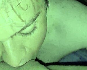 I lickin' dat rich vagina so good