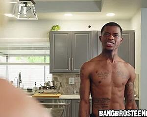 Caught Jerking Off by Naughty Step Sister - Teen Blonde Action!