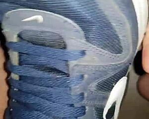 Nike AirMax Gay Dick Blowjob French Sex