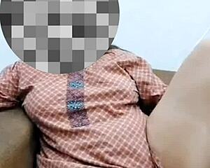 i'm anu providin video call service to my clint showin my big ass and boobs