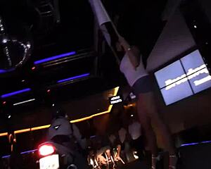 Latina’s wild public sexparty leaves me breathless every time.