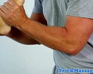 Wow, this massaged beauty delivers an incredible footjob!