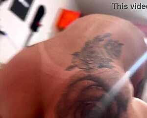 That naughty guy came to my house and fucked me raw without the condom! 😈