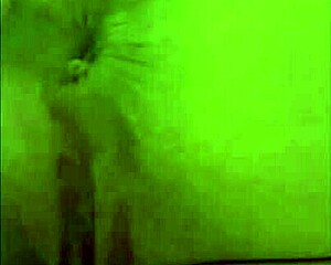 Greluda Maravilhosa Soaked and Horny with Big Clit Aching for Touch in Wet Scene