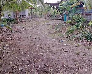 pinay couple risks it all with raw public sex in a shocking scandal. crowds couldn’t look away from their daring outdoor creampie.