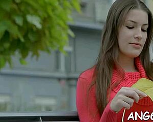 zuzana blows then fucks 😍