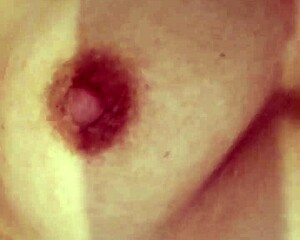 Novinha cums hard masturbating.