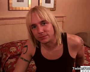 Cute blonde for gay hardcore fun