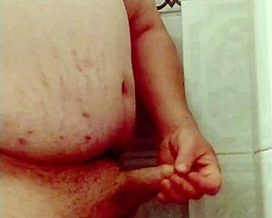 Hot neighbor encourages my masturbation