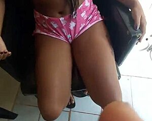 hemteada craves christmas gift, gets creamy surprise