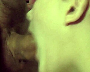 amateur beauty receives oral attention