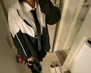 Massaging Her Led to First Sex, Both Horny