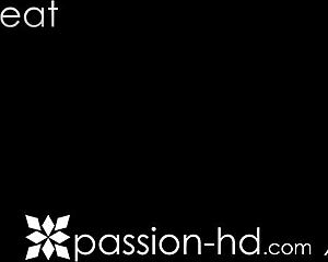 Passion-HD Sweaty Outdoor Fuck with Athletic Brunette Body?