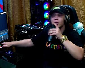 Dani Motta Shows Natural Tits, Presenter Gets Horny - Podcast