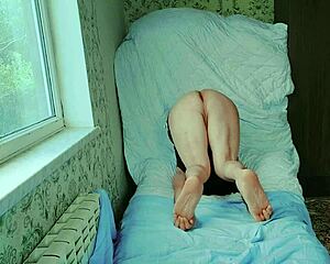 Twerking Sissy Crossdresser with Big White Ass and Sexy Body