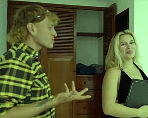 Real Estate Agent Fucks His Client With Big Cock