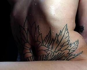 hot tranny squirtin’ all over, can’t even control it