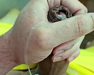 Brazilian Twink Cums Deliciously In Homemade Scene!