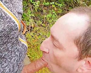 Biggbutt2xl is a hot gay college student from Princeton, New Jersey.