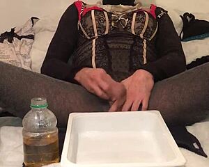Dirty and drunk golden piss video