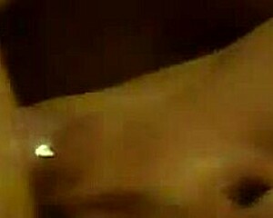 Gatita devours vergota!