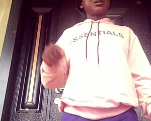 Watch Crazy Bitch Share Her Emotional Advice on Feeling Sexy With a Small Waist