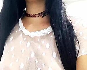 Esposa Complaciente With Mature Monster Fingering