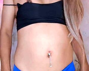 hermosa travesti, are you touching my polla right now?