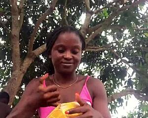 Does Crazybitch Dare To Unbox Packaged Goods In Front Of Strangers?