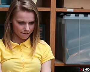 russisk teen 18+ stjæler i butik og får straf