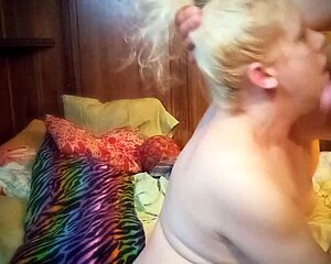 Shellyseth and smarien75 take turns in the scene