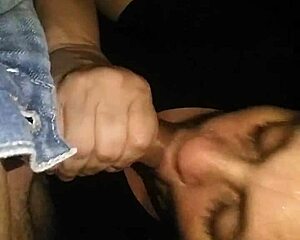 Pistolinha636 performs oral demonstration