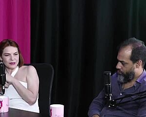 The Strange Fetish of a Client Was Spanking and Struggling with Ballbusting for Liberal Fun - Reh Queen