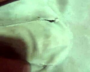 I foun my neighbr's drty panties, oh man!