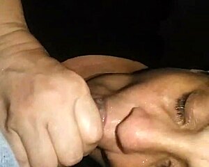 Pistolinha636 performs oral demonstration