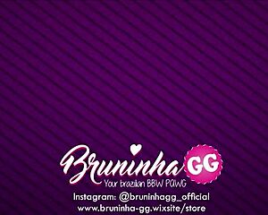 bruninha gg shakes her big bbw ass dancing wildly